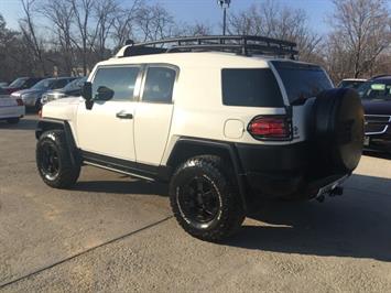 2008 Toyota FJ Cruiser   - Photo 4 - Cincinnati, OH 45255