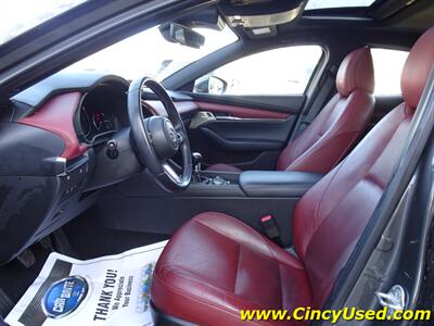 2019 Mazda Mazda3 Hatchback Premium   - Photo 10 - Cincinnati, OH 45255