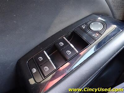 2019 Mazda Mazda3 Hatchback Premium   - Photo 23 - Cincinnati, OH 45255