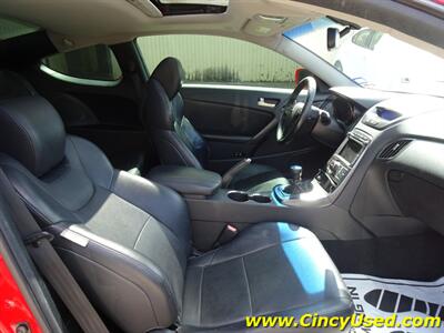 2011 Hyundai Genesis Coupe 3.8L Track   - Photo 13 - Cincinnati, OH 45255