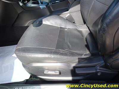 2011 Hyundai Genesis Coupe 3.8L Track   - Photo 26 - Cincinnati, OH 45255
