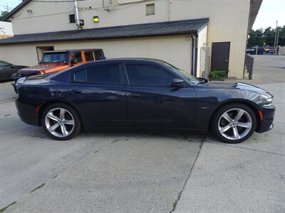 2017 Dodge Charger R/T  5.7L V8 RWD - Photo 5 - Cincinnati, OH 45255