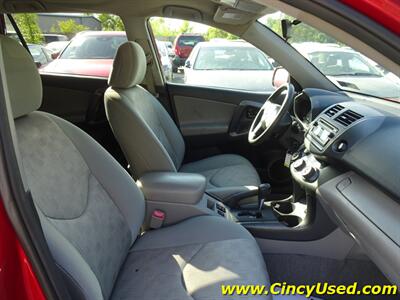 2012 Toyota RAV4 2.5L I4 4WD   - Photo 15 - Cincinnati, OH 45255