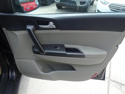 2020 Kia Sportage LX  2.4L I4 FWD - Photo 22 - Cincinnati, OH 45255