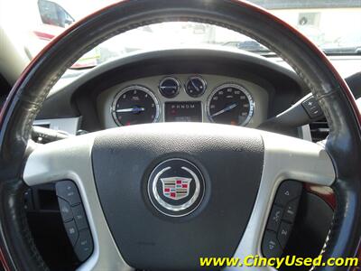 2012 Cadillac Escalade ESV Luxury   - Photo 21 - Cincinnati, OH 45255