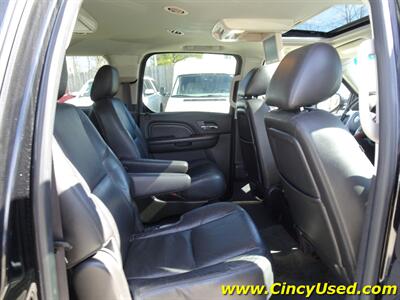 2012 Cadillac Escalade ESV Luxury   - Photo 14 - Cincinnati, OH 45255