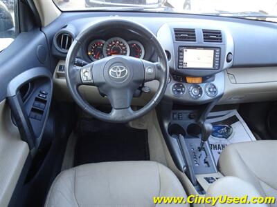 2009 Toyota RAV4 Limited   - Photo 10 - Cincinnati, OH 45255