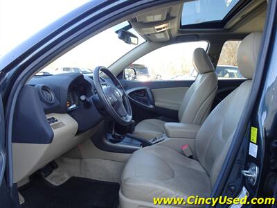 2009 Toyota RAV4 Limited   - Photo 11 - Cincinnati, OH 45255