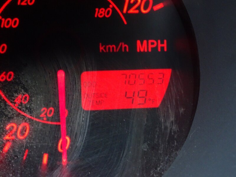 2003 Toyota Matrix XR - Photo 18 - Cincinnati, OH 45255