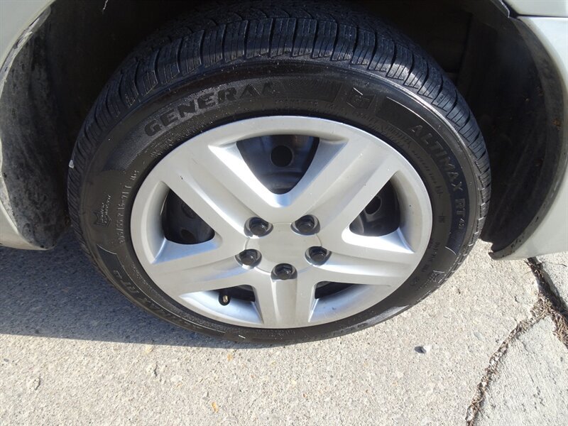 2003 Toyota Matrix XR - Photo 26 - Cincinnati, OH 45255