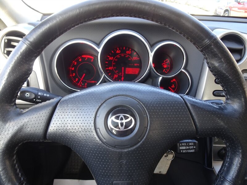 2003 Toyota Matrix XR - Photo 17 - Cincinnati, OH 45255