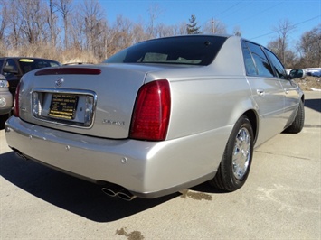 2004 Cadillac DeVille   - Photo 13 - Cincinnati, OH 45255