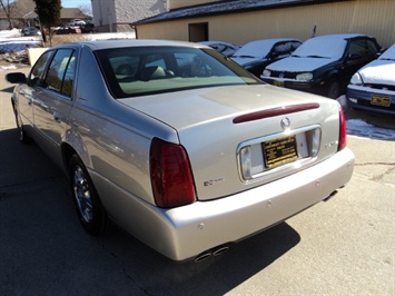 2004 Cadillac DeVille   - Photo 4 - Cincinnati, OH 45255