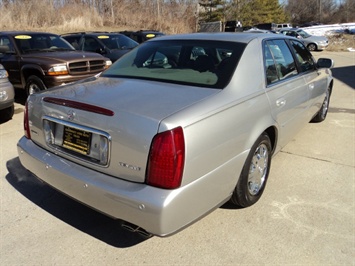 2004 Cadillac DeVille   - Photo 6 - Cincinnati, OH 45255