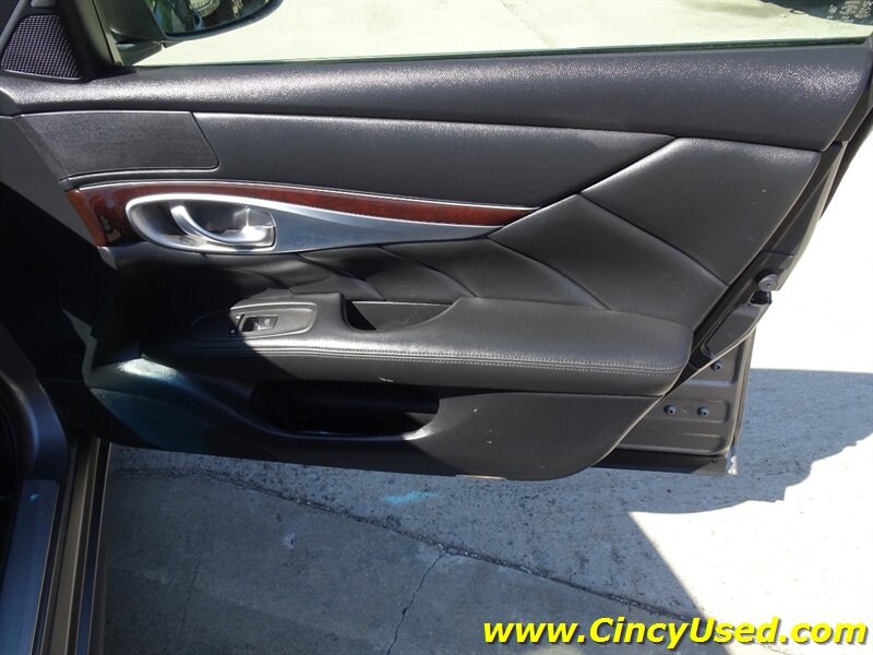 2013 INFINITI M37 x - Photo 30 - Cincinnati, OH 45255