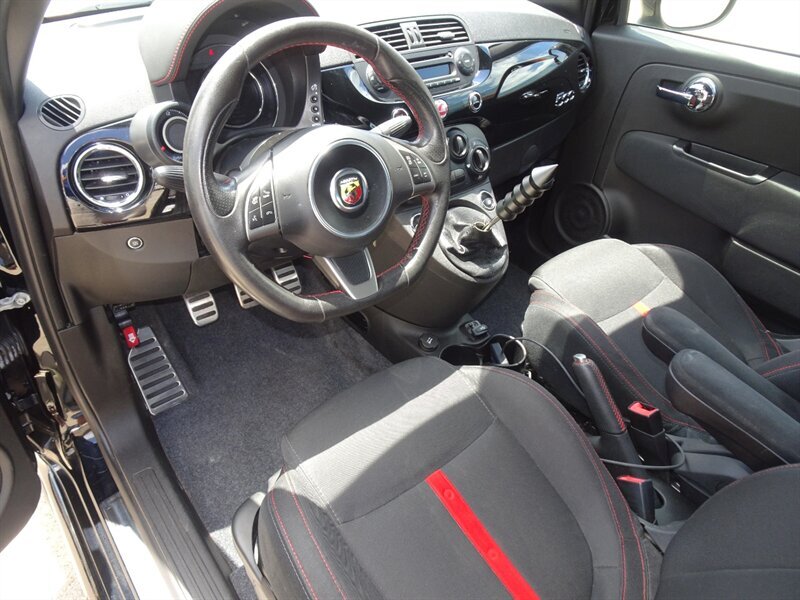 2015 FIAT 500 Abarth - Photo 21 - Cincinnati, OH 45255