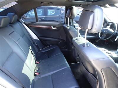 2010 Mercedes-Benz C 300 Sport 4MATIC  3.0L V6 AWD - Photo 12 - Cincinnati, OH 45255