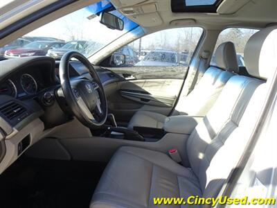 2009 Honda Accord EX-L V6 w/Navi - Photo 11 - Cincinnati, OH 45255