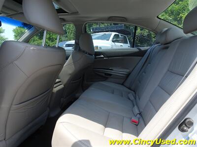2009 Honda Accord EX-L V6 w/Navi   - Photo 14 - Cincinnati, OH 45255