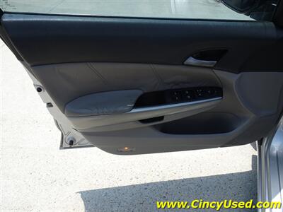 2009 Honda Accord EX-L V6 w/Navi   - Photo 23 - Cincinnati, OH 45255
