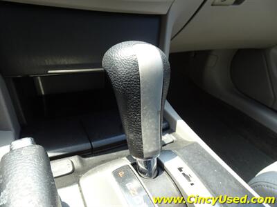 2009 Honda Accord EX-L V6 w/Navi   - Photo 19 - Cincinnati, OH 45255