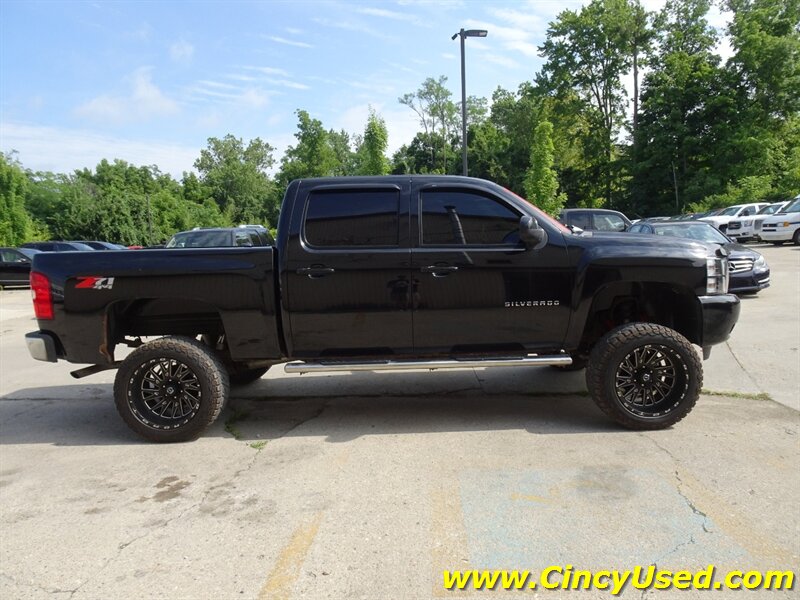 2011 Chevrolet Silverado 1500 LTZ - Photo 5 - Cincinnati, OH 45255