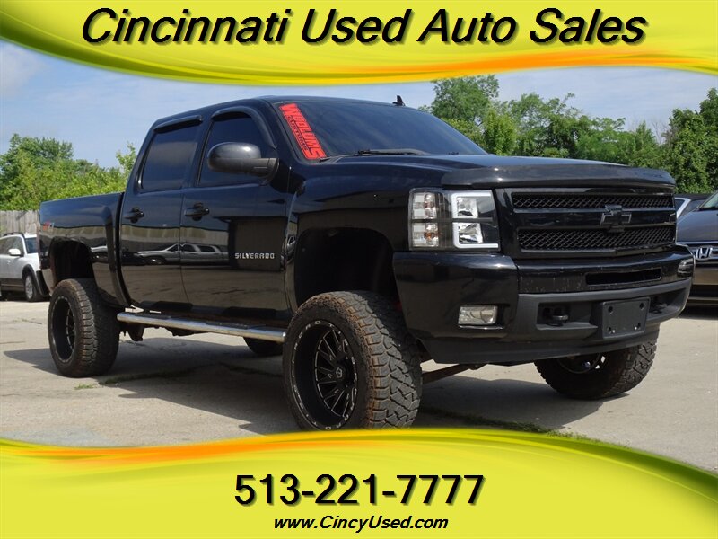 2011 Chevrolet Silverado 1500 LTZ   - Photo 1 - Cincinnati, OH 45255