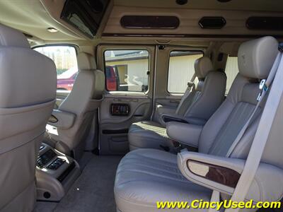 2012 GMC Savana 1500 YF7 Upfitter Explorer Limited SE Conversion  5.3L V8 RWD - Photo 14 - Cincinnati, OH 45255