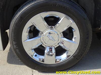 2015 Chevrolet Suburban LTZ - Photo 38 - Cincinnati, OH 45255