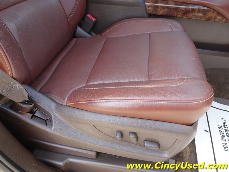 2015 Chevrolet Suburban LTZ - Photo 35 - Cincinnati, OH 45255