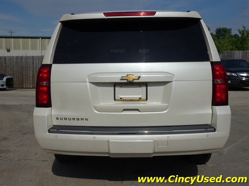 2015 Chevrolet Suburban LTZ - Photo 7 - Cincinnati, OH 45255