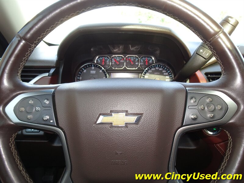 2015 Chevrolet Suburban LTZ - Photo 25 - Cincinnati, OH 45255