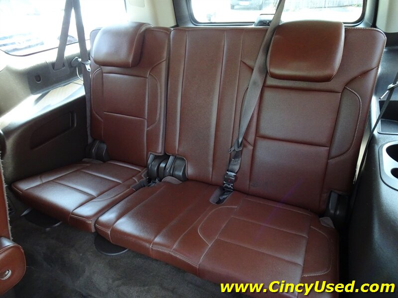 2015 Chevrolet Suburban LTZ - Photo 15 - Cincinnati, OH 45255