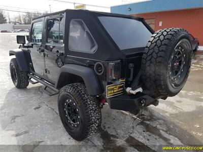 2009 Jeep Wrangler Unlimited X   - Photo 11 - Cincinnati, OH 45255