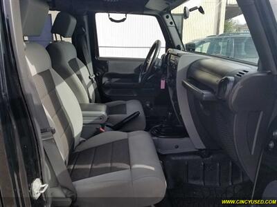 2009 Jeep Wrangler Unlimited X   - Photo 29 - Cincinnati, OH 45255