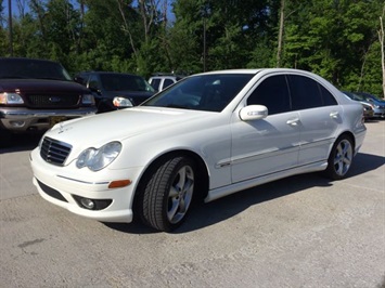 2005 Mercedes-Benz C230 Kompressor   - Photo 11 - Cincinnati, OH 45255