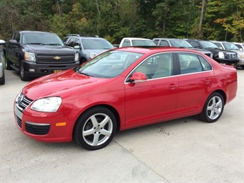 2010 Volkswagen Jetta TDI   - Photo 3 - Cincinnati, OH 45255