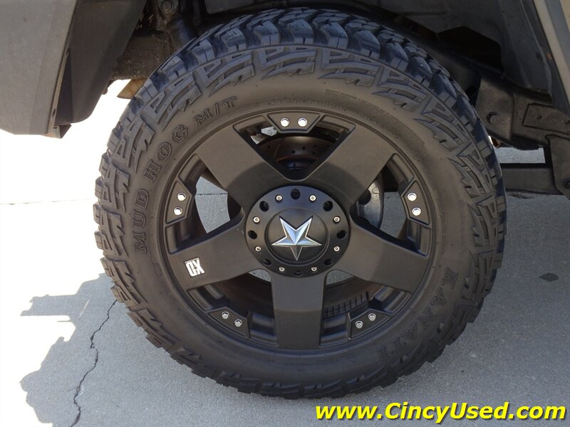 2005 Hummer H2 - Photo 32 - Cincinnati, OH 45255