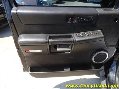 2005 Hummer H2 - Photo 27 - Cincinnati, OH 45255