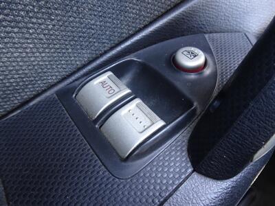 2004 Honda Civic Si Manual  2.0L I4 FWD - Photo 21 - Cincinnati, OH 45255