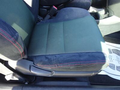 2004 Honda Civic Si Manual  2.0L I4 FWD - Photo 23 - Cincinnati, OH 45255