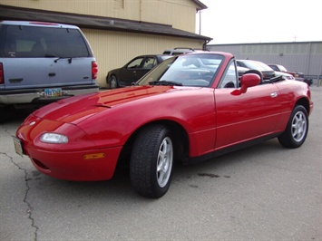 1994 MAZDA MIATA   - Photo 12 - Cincinnati, OH 45255