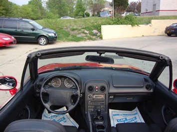 1994 MAZDA MIATA   - Photo 8 - Cincinnati, OH 45255