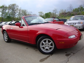 1994 MAZDA MIATA   - Photo 11 - Cincinnati, OH 45255