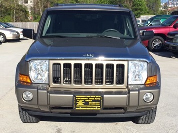 2006 Jeep Commander   - Photo 2 - Cincinnati, OH 45255