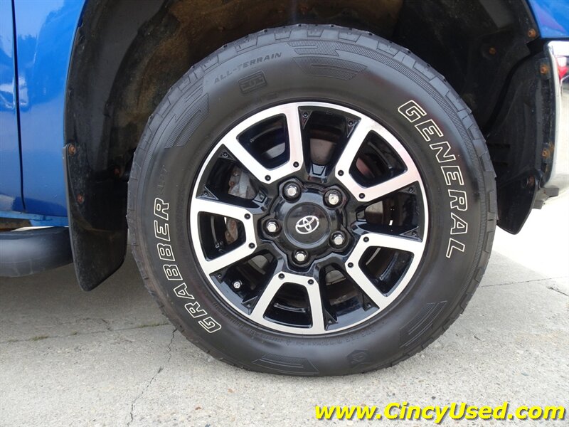 2016 Toyota Tundra SR5   - Photo 34 - Cincinnati, OH 45255