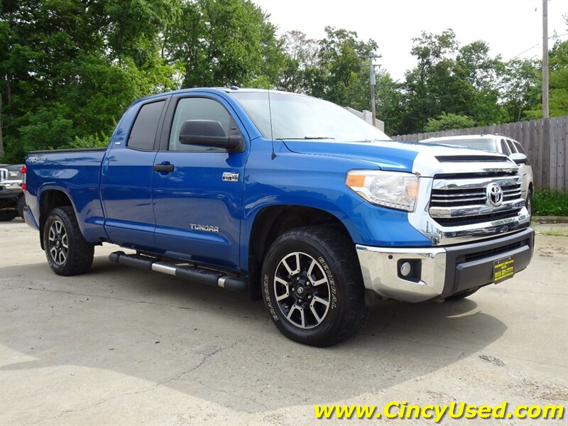 2016 Toyota Tundra SR5   - Photo 3 - Cincinnati, OH 45255