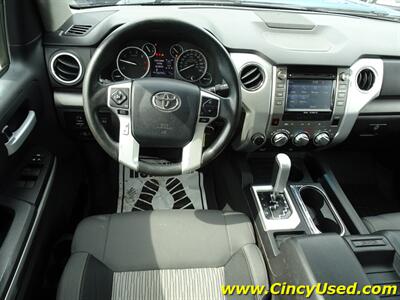2016 Toyota Tundra SR5   - Photo 12 - Cincinnati, OH 45255
