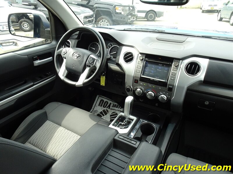 2016 Toyota Tundra SR5   - Photo 17 - Cincinnati, OH 45255
