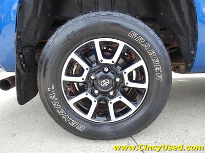 2016 Toyota Tundra SR5   - Photo 33 - Cincinnati, OH 45255